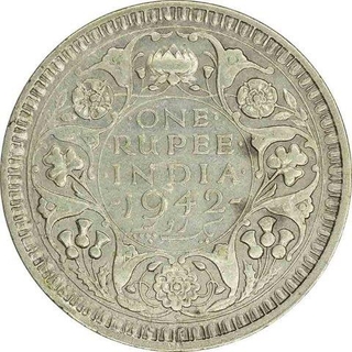 Silver One Rupee Coin of King George VI of Bombay Mint of 1942.