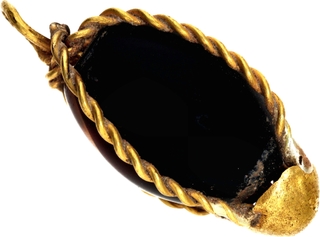 Very Rare Satavahana period  Gold Pendant with Sulemani Eye Hakeek stone.