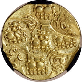 Extremely Rare Nanni Nolamba Gold Punch Marked Nandi Gadyana Coin of Nolambas of Central Karnataka.