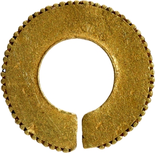 Very Rare Gold Disk/Earring Possibly from Rigvedic Period.