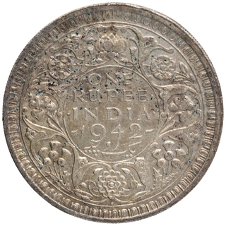 Silver One Rupee Coin of King George VI of Bombay Mint of 1942.